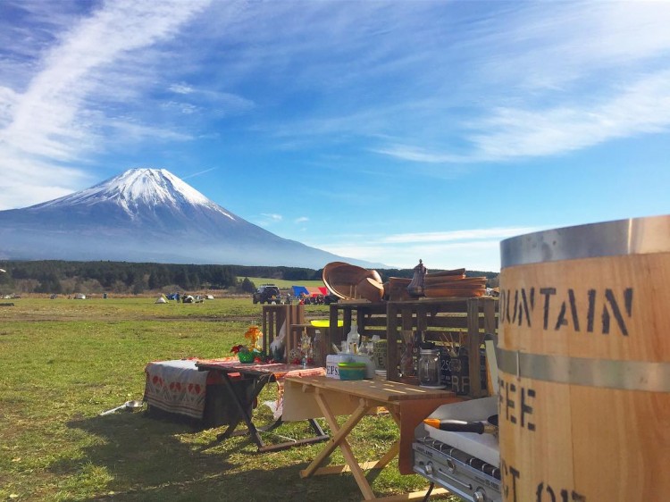 ふもとっぱらキャンプ場 富士山を愛でるための人気キャンプ場とは キャンプ大好き Campic キャンピック