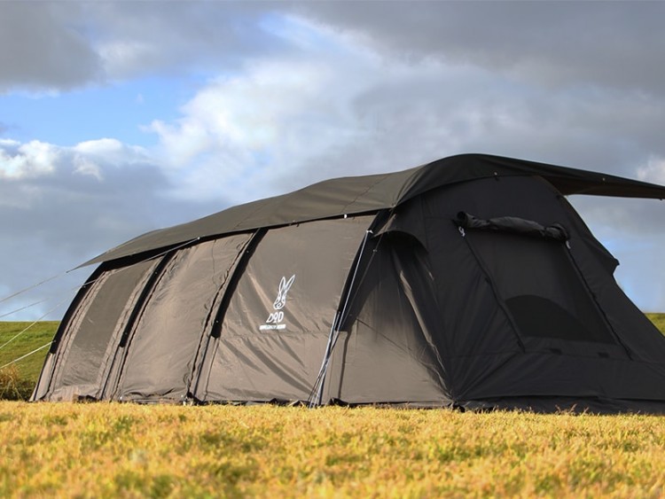 ブラックテント 特集 夏こそ黒テントが涼しい 遮光性抜群のモノトーンなヤツら キャンプ大好き Campic キャンピック