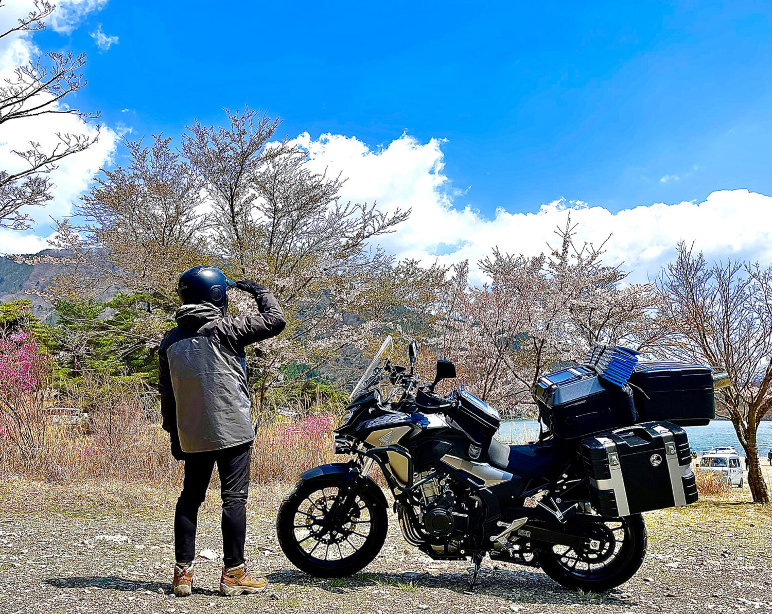 ツーリングキャンプ バイク積載におすすめ タナックス キャンプテーブルシートバック をレビュー キャンプ大好き Campic キャンピック