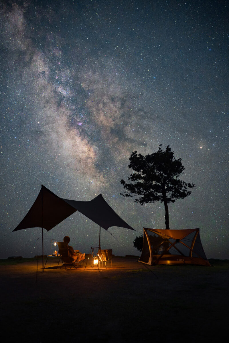 【綺麗すぎて感動…！】風景写真を発信するキャンパーさんの絶景キャンプ。